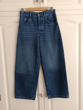 Pantalones vaqueros anchos