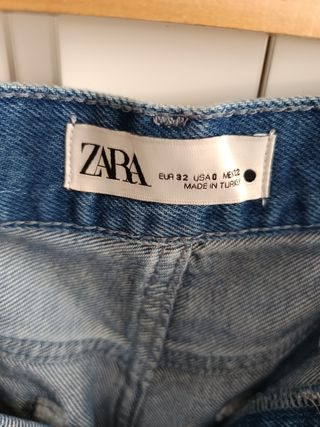 Pantalones vaqueros anchos