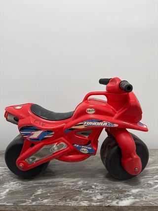Moto de juguete Tundra XR para niños