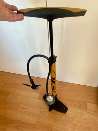 Bomba de aire hinchador para bicicleta/patinete BV