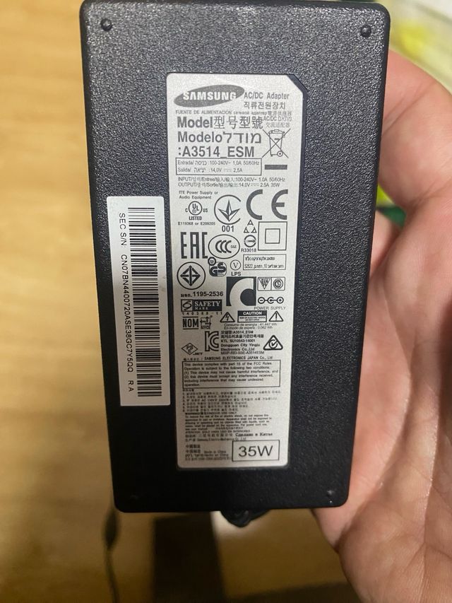 Monitor Samsung Curvo 27 para piezas