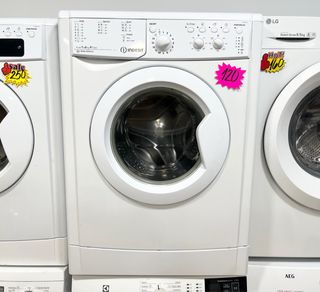 LAVADORA INDESIT 7KG 1200rpm A+++. SEMINUEVO