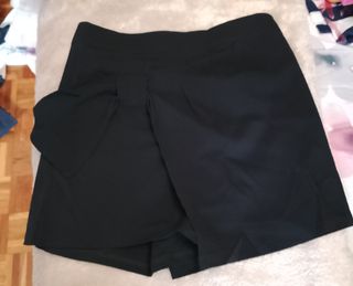 Falda pantalón negra