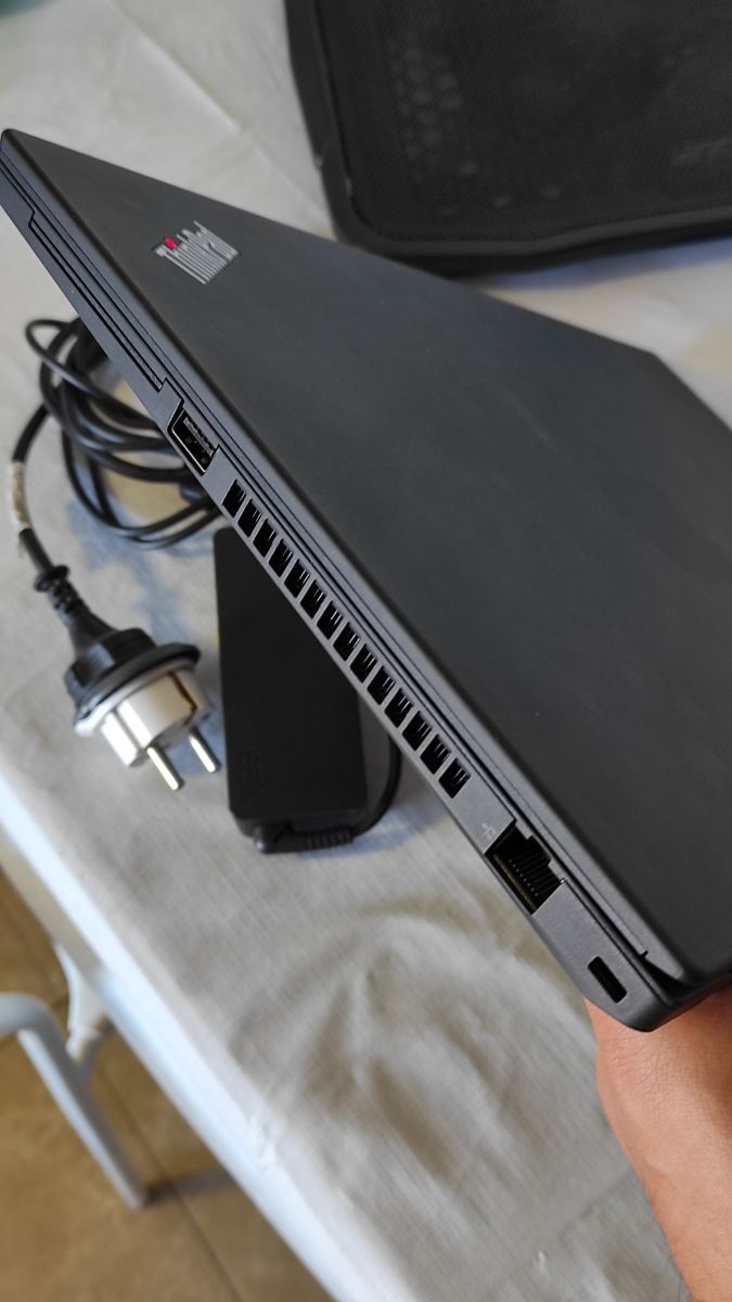 Lenovo ThinkPad T14 i7-10510U 32GB RAM 1TB SSD afbeelding 6