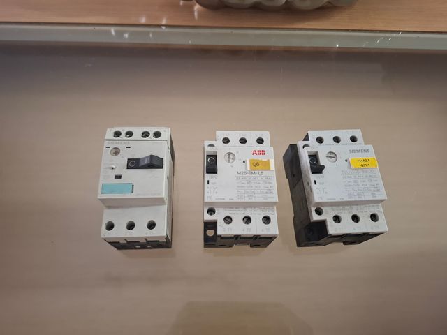 Guardamotores Siemens y ABB