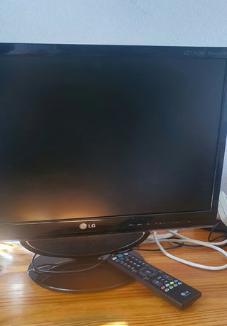 Monitor LG 22" Flatron M2280DF