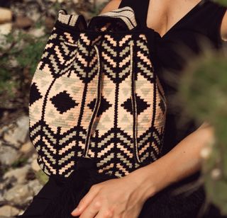 Mochila Wayuu Lombía Multicolor 26cm