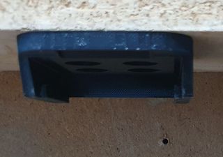 MAKITA 18V –4 Soportes para baterías