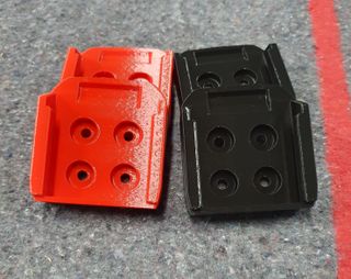 MAKITA 18V –4 Soportes para baterías