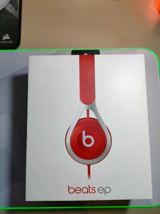 Auriculares Beats EP dañados