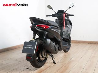 PIAGGIO BEVERLY 300 HPE