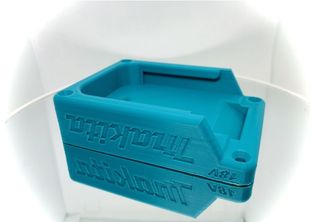 MAKITA 18V –4 Soportes para baterías