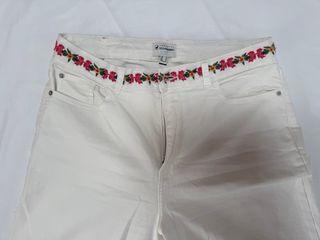 Vaqueros Culotte Blancos Cortefiel Bordados