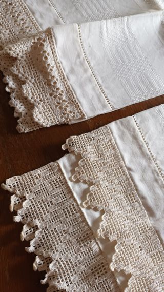 Coppia Asciugamani con Trina Uncinetto fatta a man