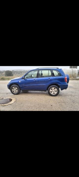 Toyota RAV4 2004