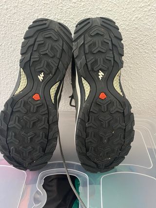 Botas de montaña Decathlon mujer grises