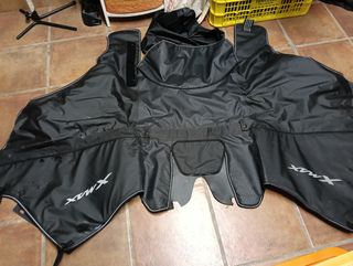 Manta Térmica Yamaha XMAX 125. Modelo 2023