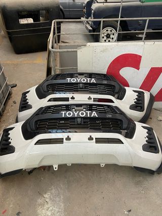 Pára-choques Frente Toyota Hilux 2026