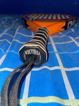 Raqueta de pádel Vairo S.Line con funda