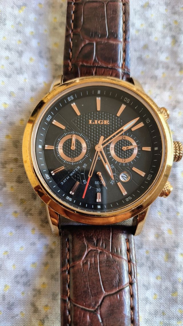 Reloj Lige Cronógrafo Dorado y Negro