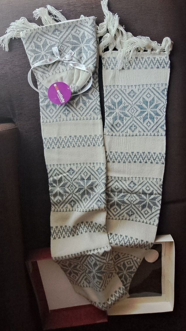 Set Bufanda y Gorro Green Coast