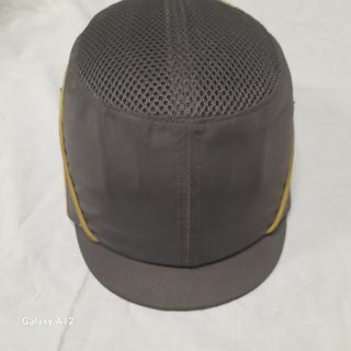 Gorra de seguridad gris