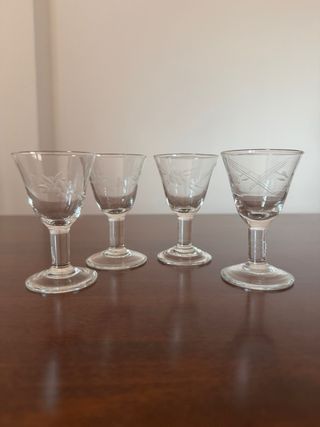 Set 4 Bicchierini Liquore Vintage Incisi