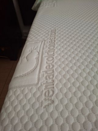 Cama articulada reforzada+colchón visco+barandilla