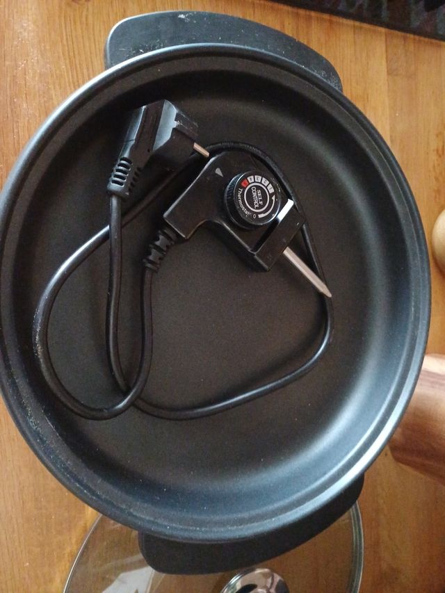 Parrilla Eléctrica Negra.