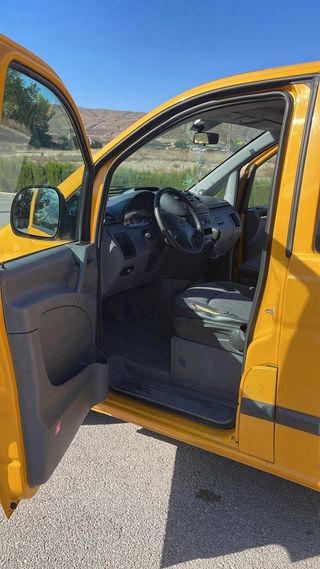 Mercedes-Benz Vito 2009