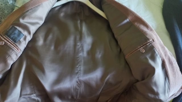 Americana de pana marrón