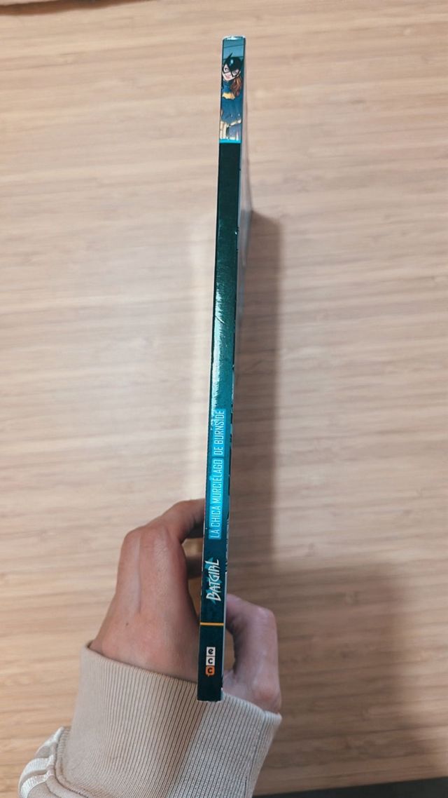 Batgirl: La chica murciélago de Burnside