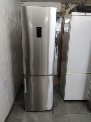 Nevera AEG 200x60cm A++ no Frost con Garantia 