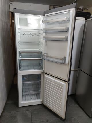 Nevera AEG 200x60cm A++ no Frost con Garantia 