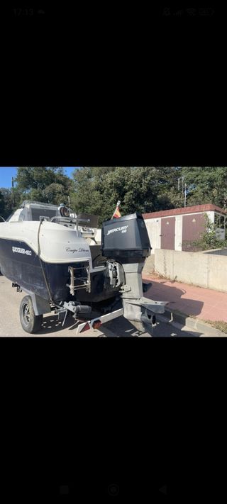 Motor fueraborda Tohatsu 140 CV 2 tiempos