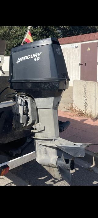 Motor fueraborda Tohatsu 140 CV 2 tiempos
