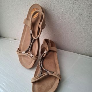 Sandalias Porronet Beige