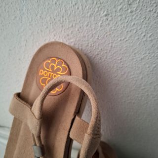 Sandalias Porronet Beige