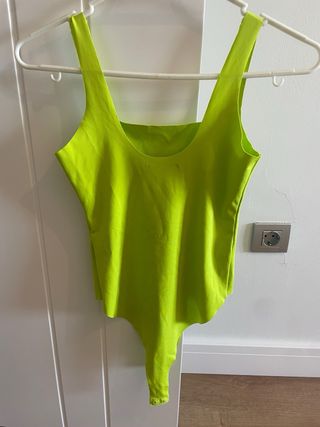 Body verde neón talla S