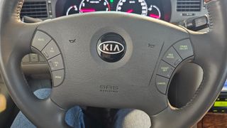 KIA Opirus 2006