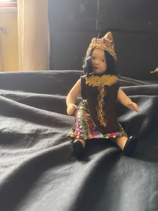 Bambola vintage porcellana vestito colorato