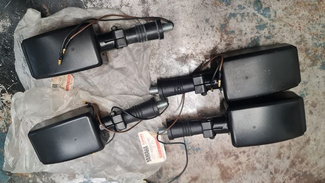 Intermitentes Originales Yamaha (4 Unidades)