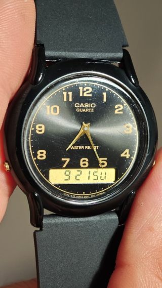Reloj Casio AQ-27 Ana-Digi Negro