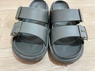 Chanclas Polinesia chico verde oliva