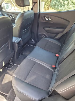 Coche-Segunda mano-Renault Kadjar 1.5 110CV Diesel