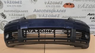 Defensa delantera VW. Passat azul