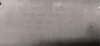 Defensa delantera VW. Passat azul