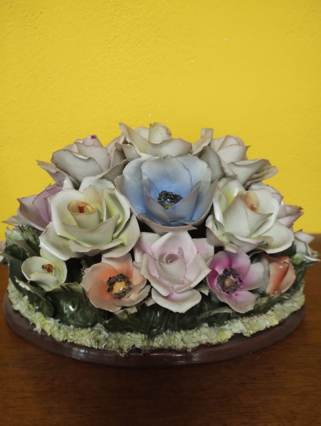 Centro tavola Capodimonte fiori vintage ovale