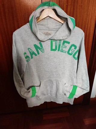 Sudadera H&M Gris Claro con Verde
