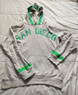 Sudadera H&M Gris Claro con Verde